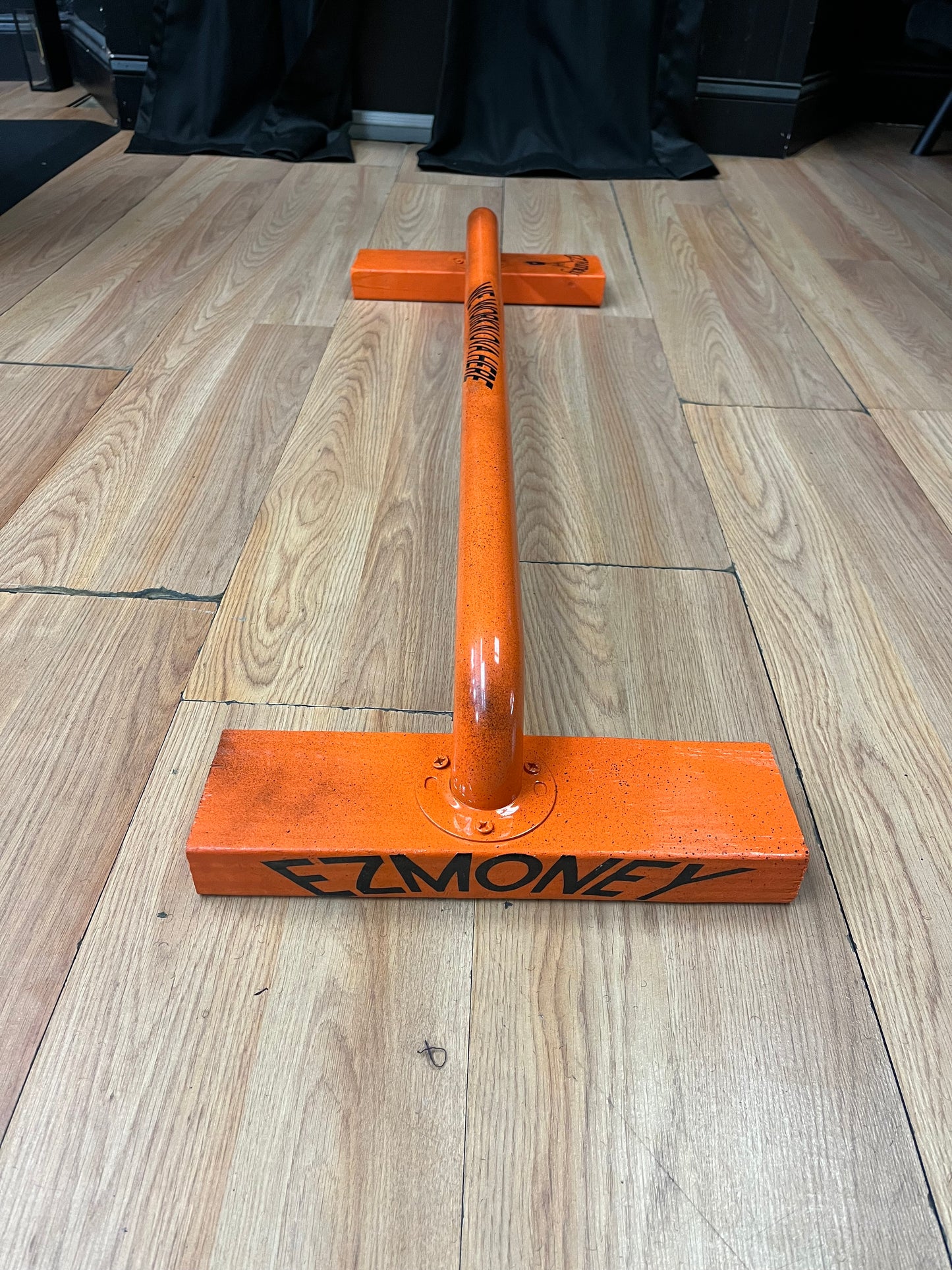 EZMONEY PUSHUP BAR