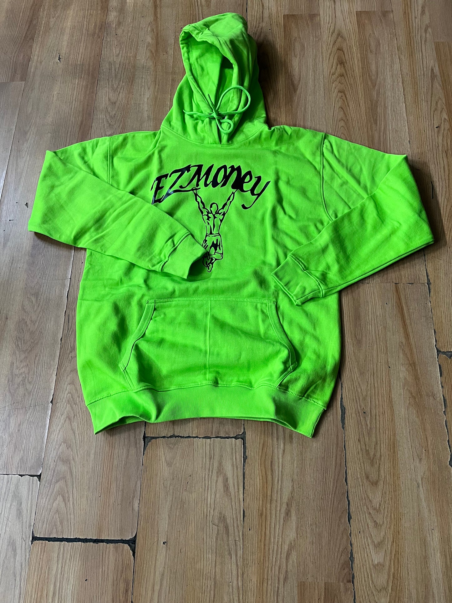 Hoodies and crew neck sweaters