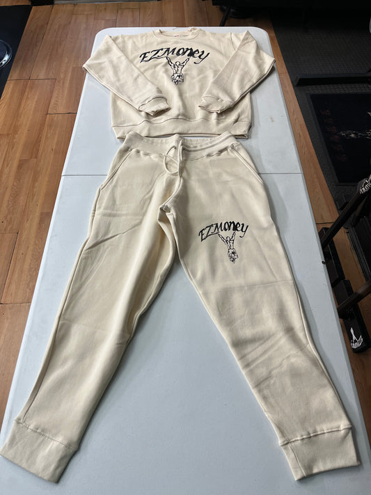 EZMONEY crew neck joggers set