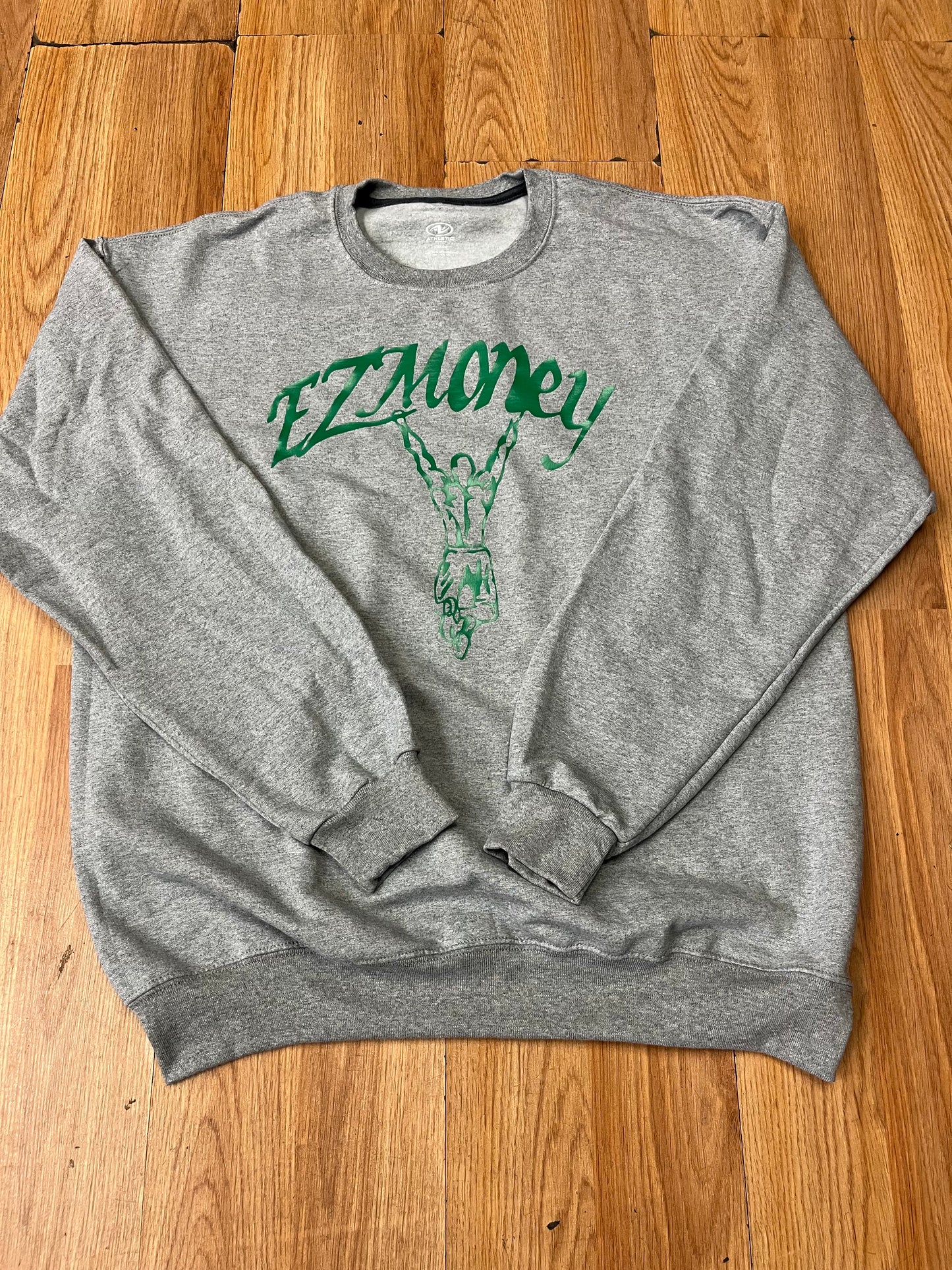 Hoodies and crew neck sweaters